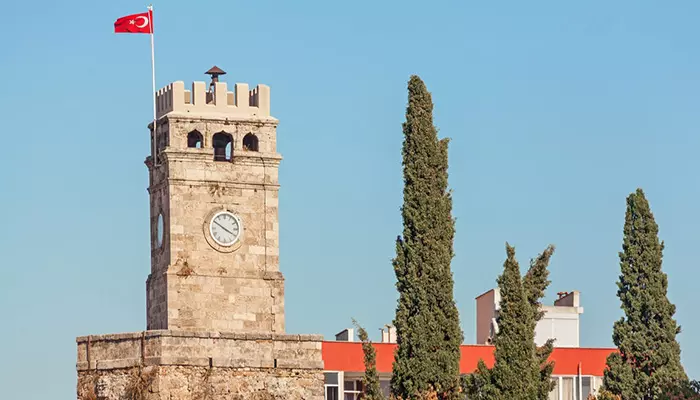 برج ساعت آنتالیا